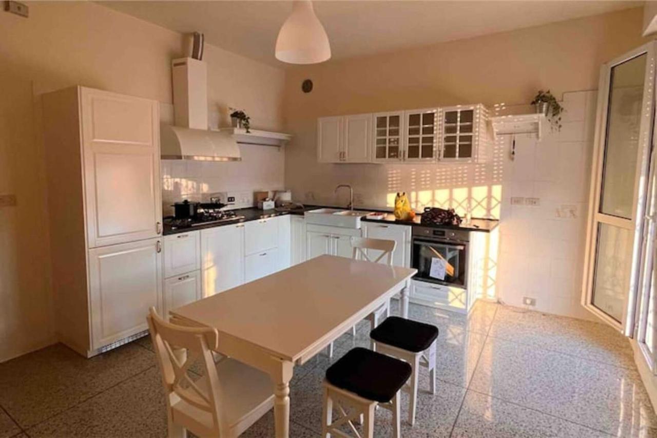 Camere In Appartamento Condiviso Vista San Lucaボローニャ エクステリア 写真