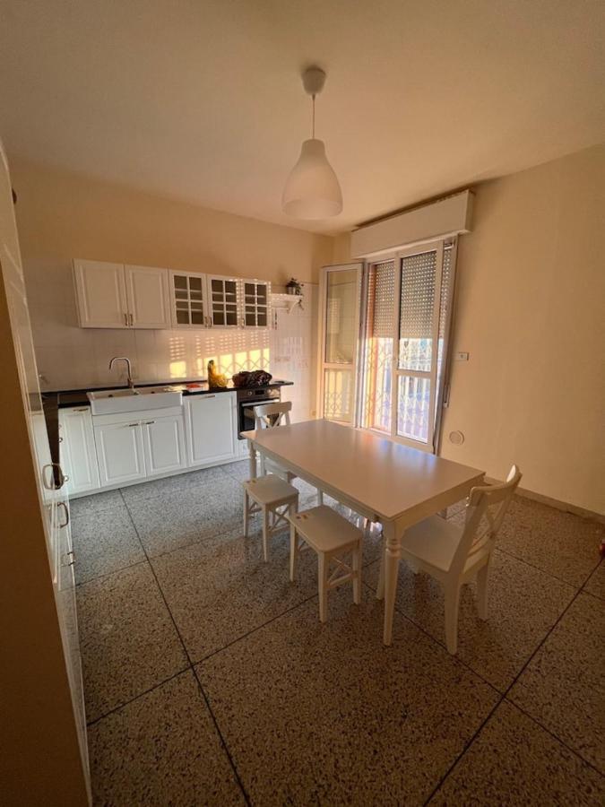 Camere In Appartamento Condiviso Vista San Lucaボローニャ エクステリア 写真